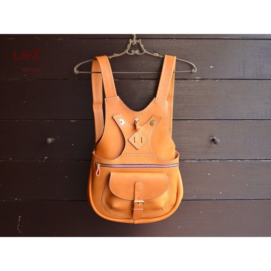 Rolltop Rucksack (Free PDF Download) – Claridge Leather