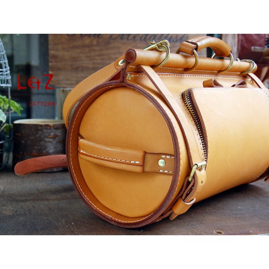 6,369 Sewing Leather Bag Images, Stock Photos, 3D objects, & Vectors